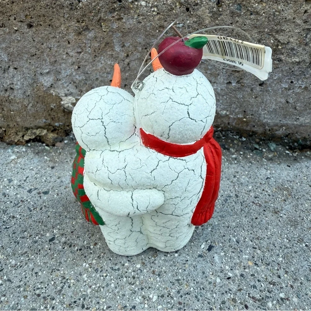 Vintage Dept 56 4” Crackled Glitter Snowman Couple Apple Ornament with tag